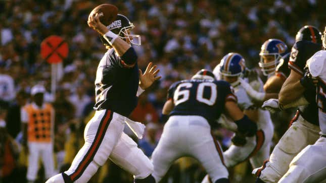 Image for article titled 25 best quarterback performances in Super Bowl history