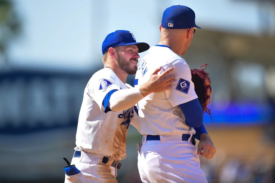 MLB: San Francisco Giants at Los Angeles Dodgers