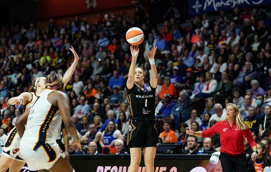 WNBA: Indiana Fever at Connecticut Sun