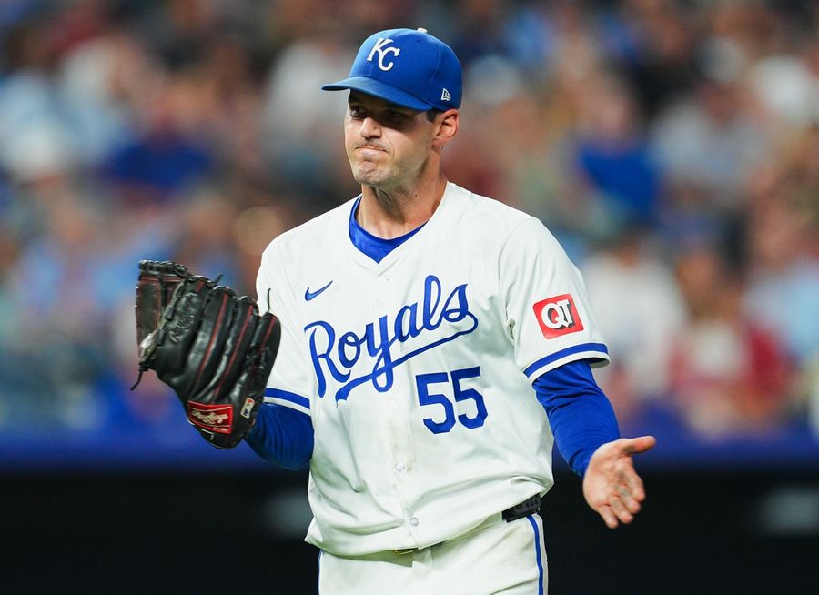 MLB: Arizona Diamondbacks at Kansas City Royals