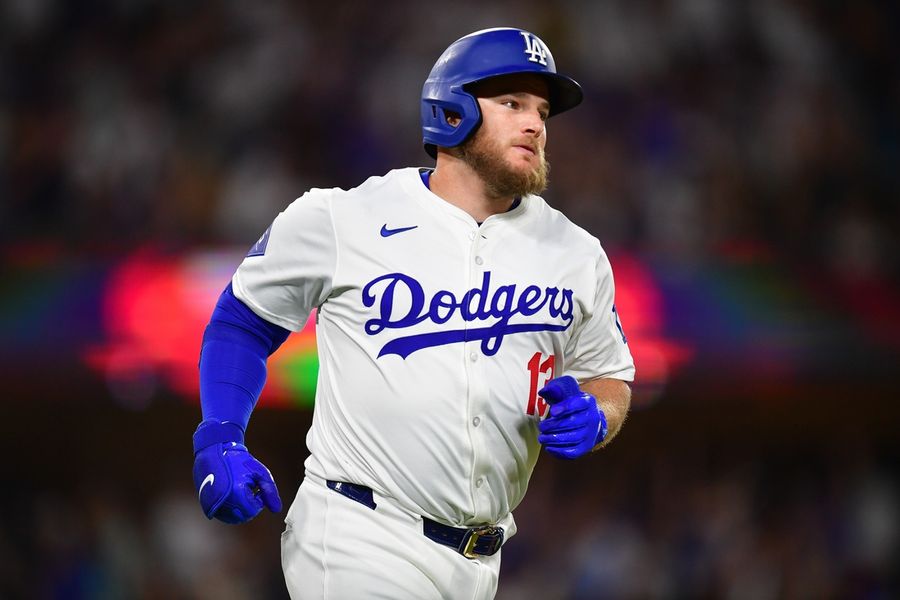 MLB: Seattle Mariners at Los Angeles Dodgers