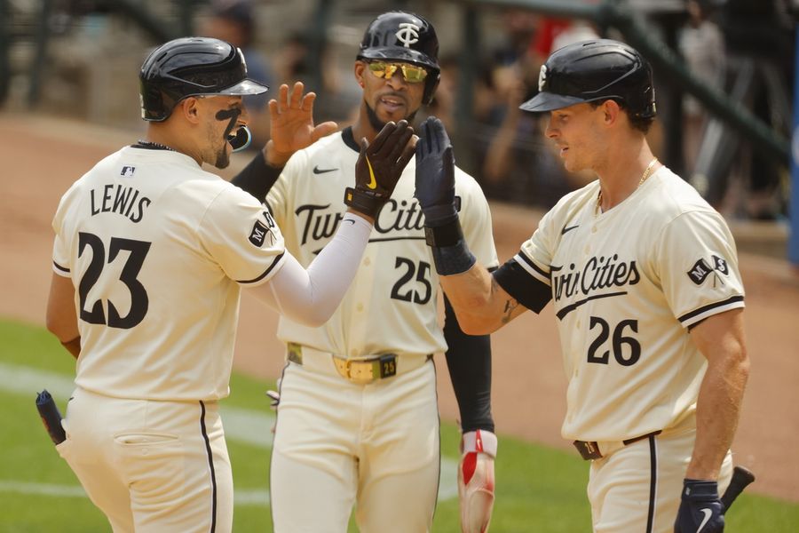 MLB: Chicago White Sox at Minnesota Twins