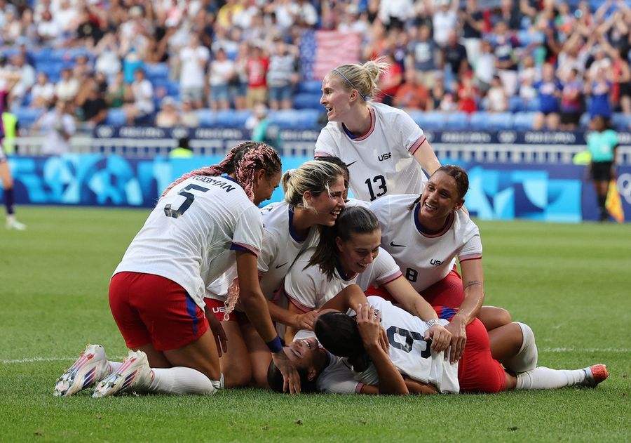 Olympics: Football-Women Semifinal - USA-GER