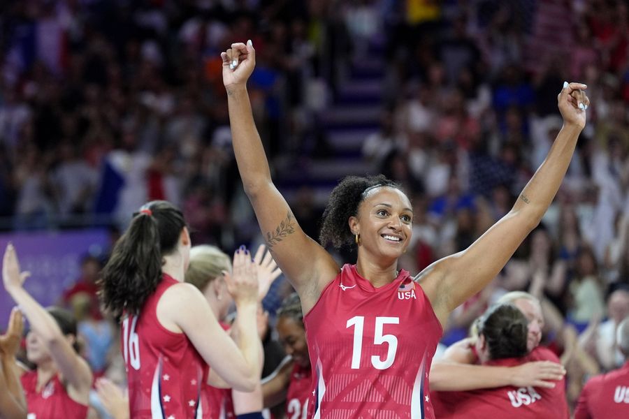 Olympics: Volleyball-Women Quarterfinal - USA-POL