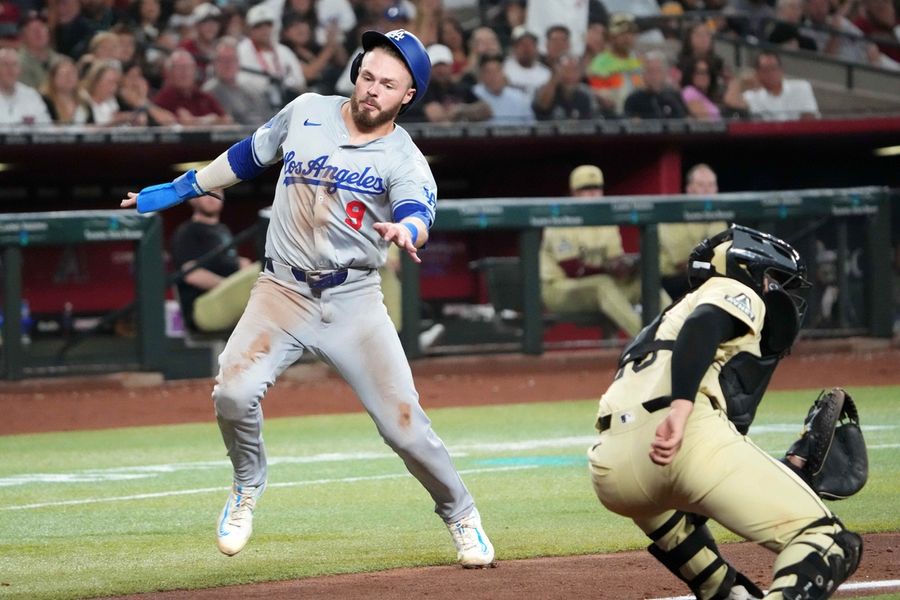 MLB: Los Angeles Dodgers at Arizona Diamondbacks